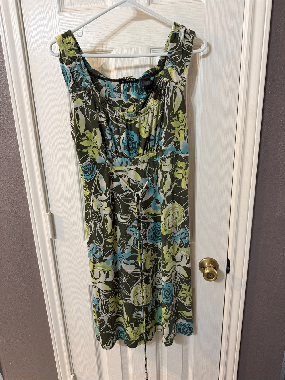 Access Women’s Floral Summer Sleeveless Dress Tie Waist Size Small.